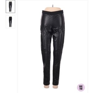 (NEW) ROBBI & NIKKI BLACK PLEATHER PANTS